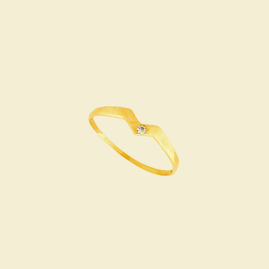 Tiny Wave Dainty Ring