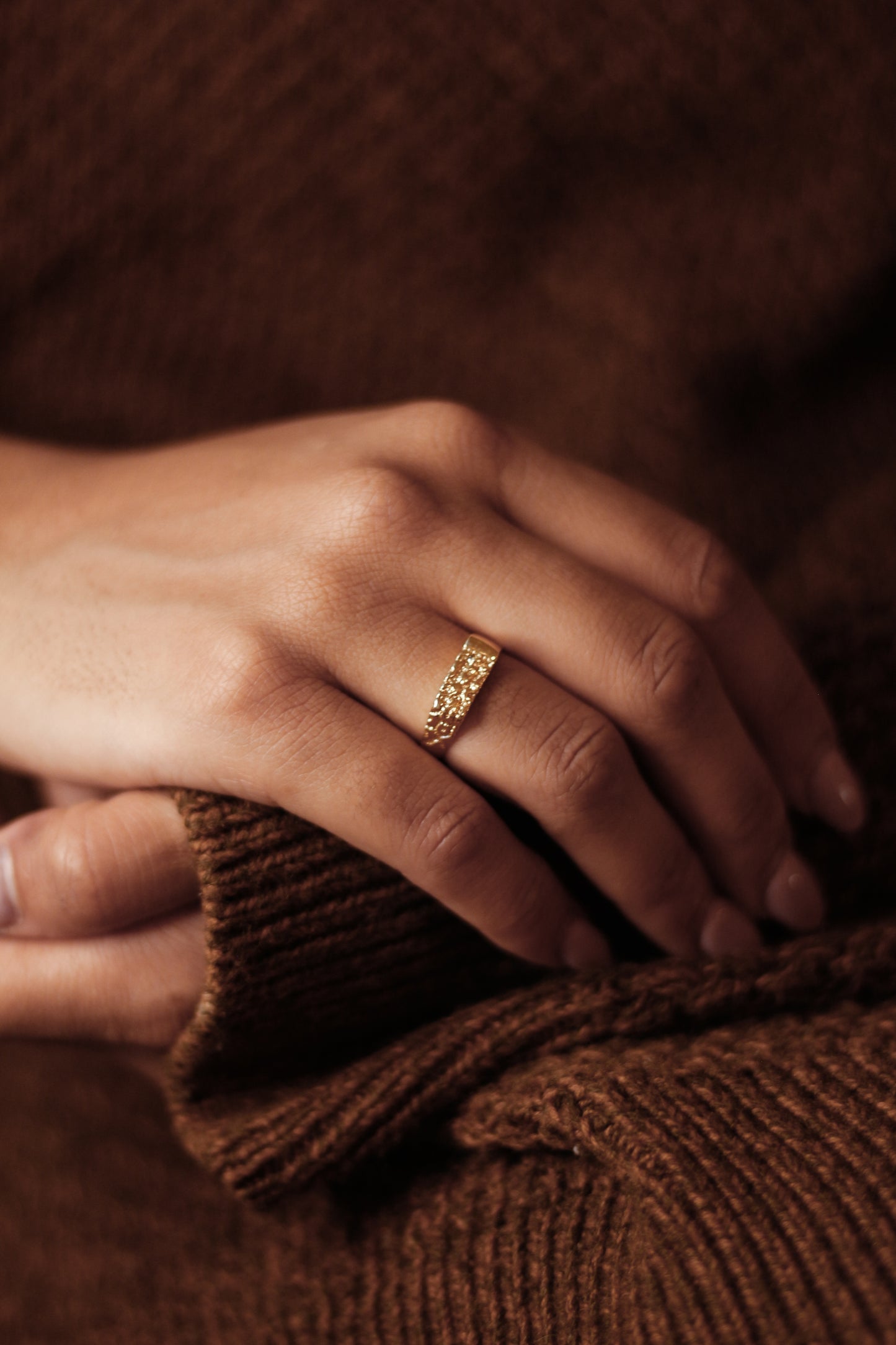 Textured Signet Dainty Ring
