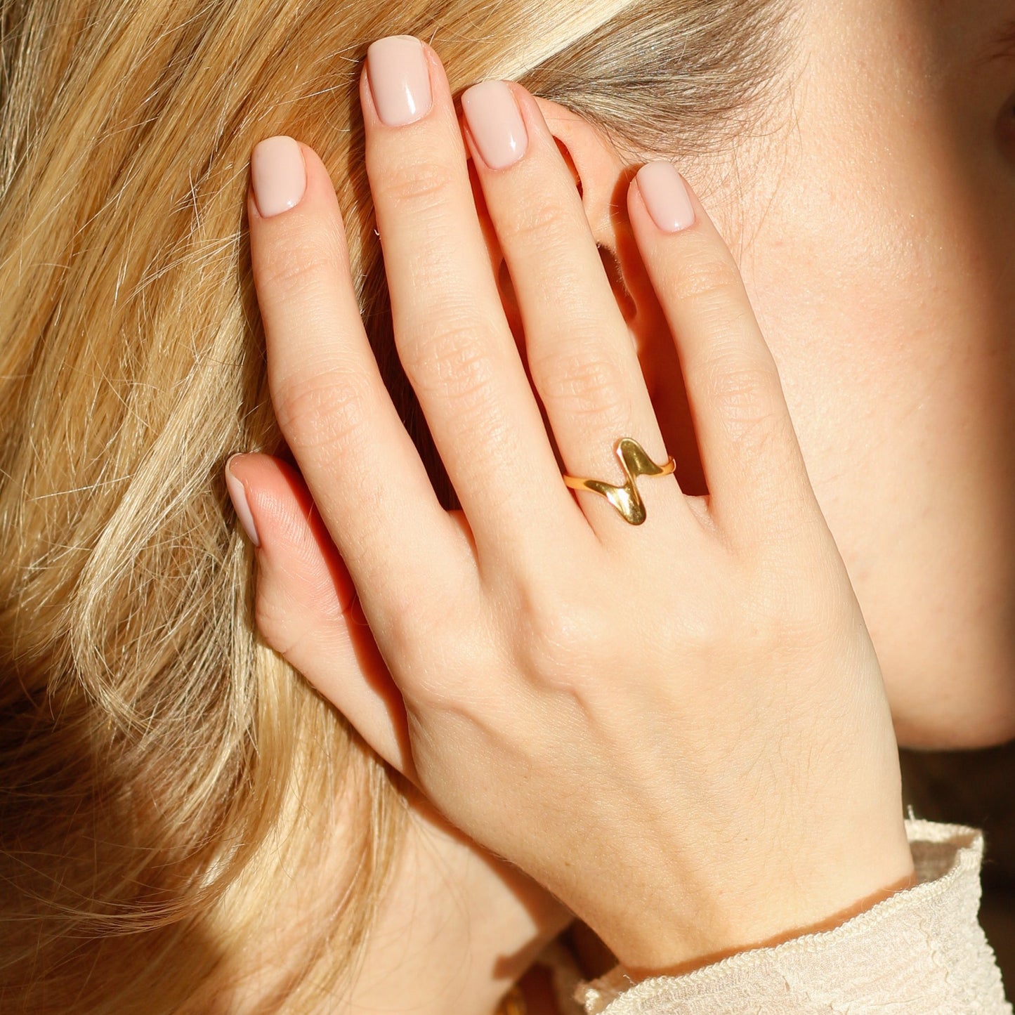 La Vague Wave Ring